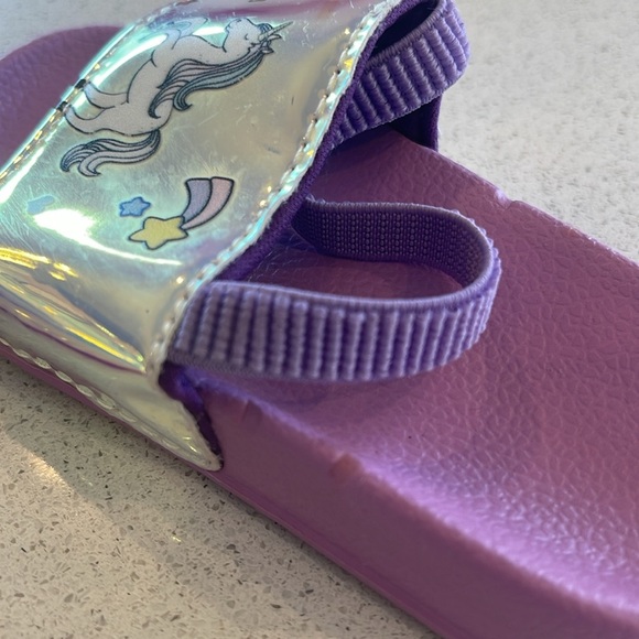 Toddler Unicorn Purple Flip Flops Size 22 - Picture 7 of 8